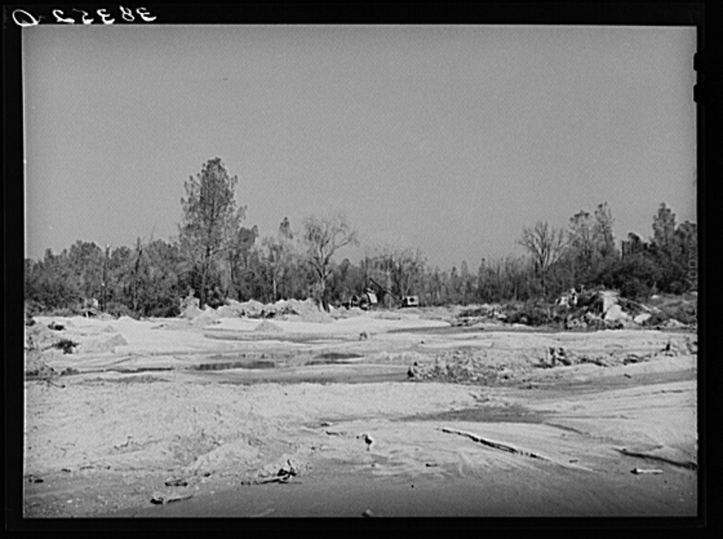 placer gold mining photo